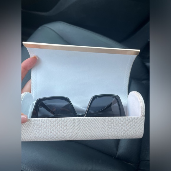 Jimmy Choo sunglasses - Picture 2 of 7